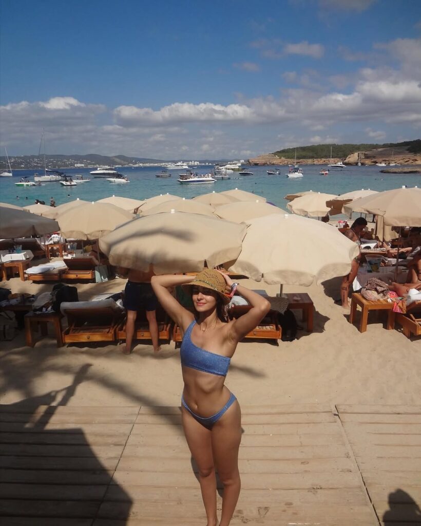 Ananya Panday Bikini