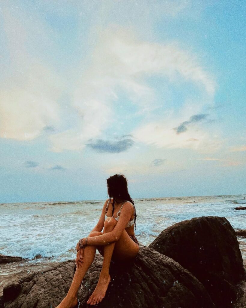 Janhvi Kapoor Bikini