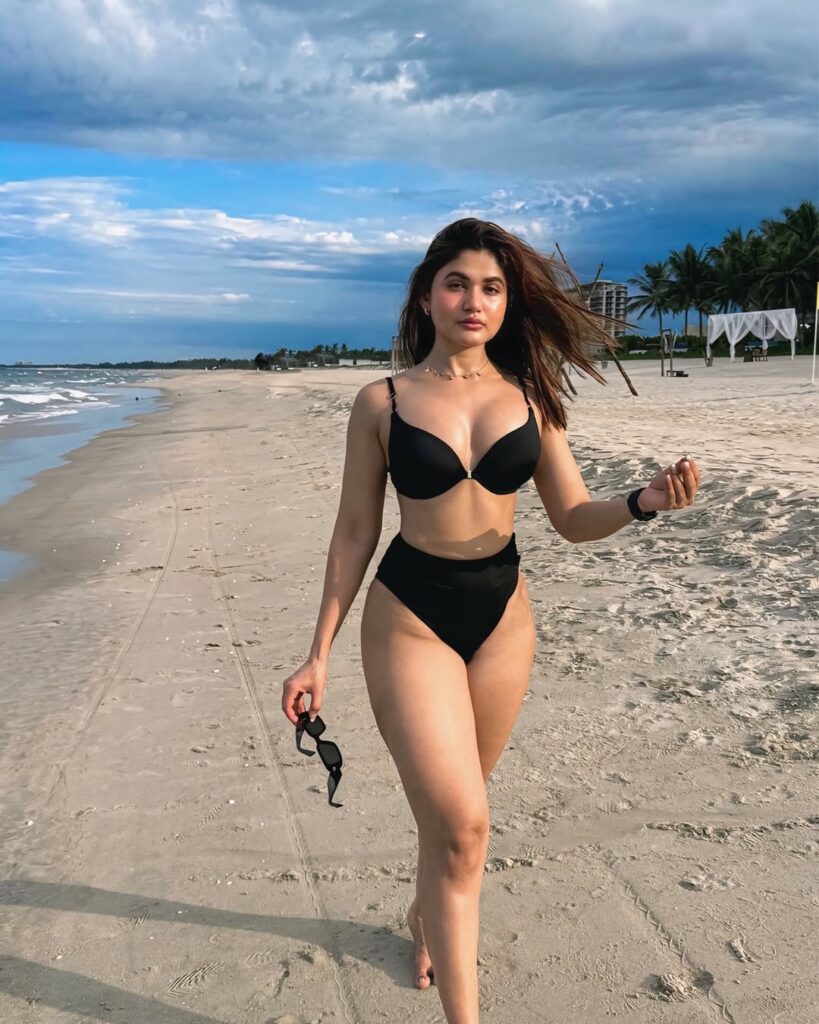 Soniya Singh Khatri Bikini