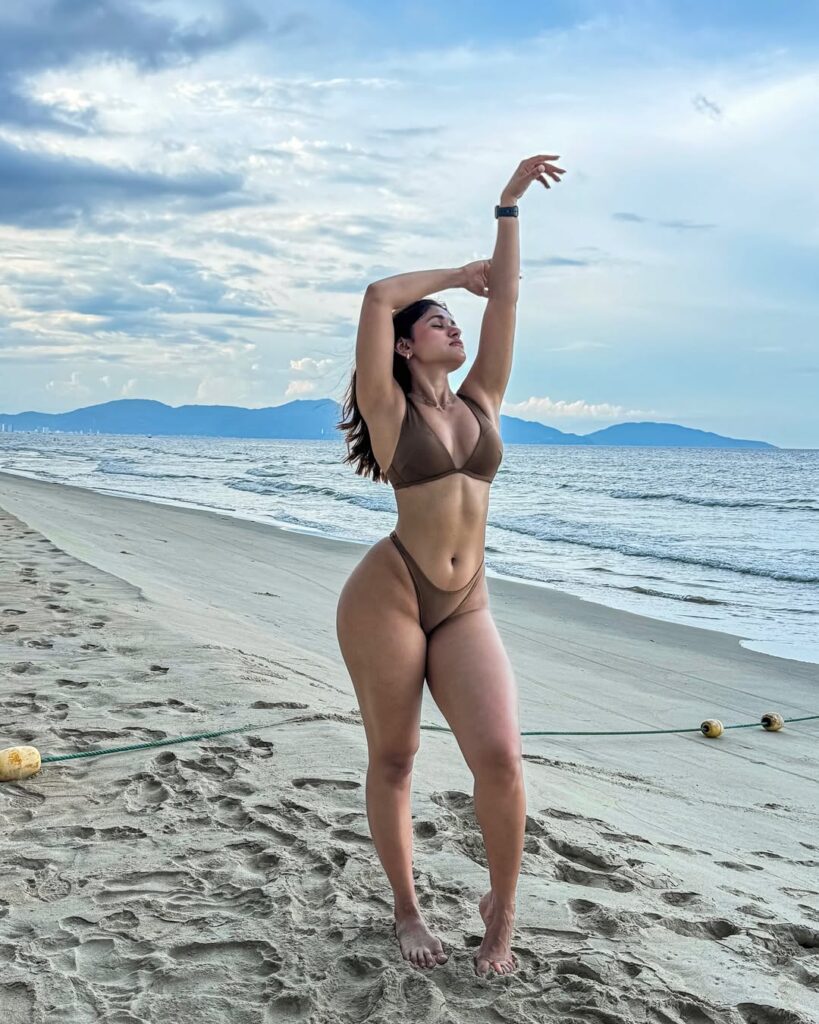 Soniya Singh Khatri Bikini