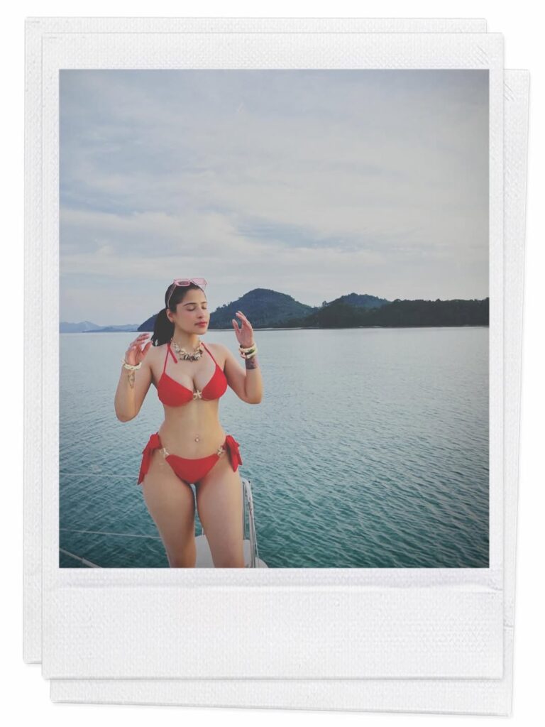 Edin Rose Bikini